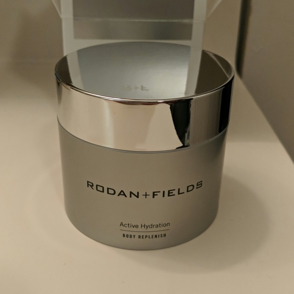 Rodan+Fields Other - Rodan+Fields Active Hydration Body Replenish